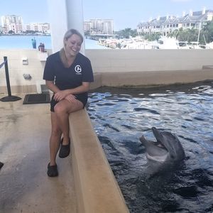 Meet your Posher, Steffany